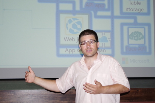ROK INFORMATIKY 2017 - Filip Řehořík, Microsoft